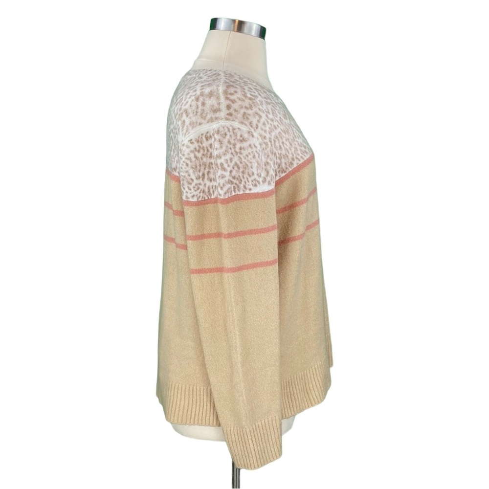 BeachLunchLounge Cozy Beige and White Animal Print Knit Sweater - Picture 4 of 14